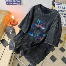 批发220克精梳纯棉洗水黑落肩宽松版型后包边短袖T恤<b class='q'>印花</b>款