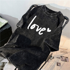 批发220克精梳纯棉洗水黑落肩宽松版型后包边短袖T恤<b class='q'>印花</b>款