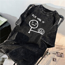 批发220克精梳纯棉洗水黑落肩宽松版型后包边短袖T恤印花款