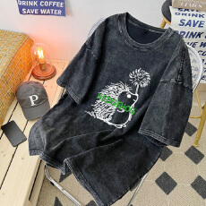 批发220克精梳纯棉洗水黑落肩宽松版型后包边短袖T恤印花款