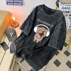 批发220克精梳纯棉洗水黑落肩宽松版型后包边短袖T恤印花款