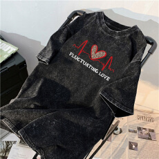 批发220克精梳纯棉洗水黑落肩宽松版型后包边短袖T恤印花款