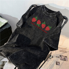 批发220克精梳纯棉洗水黑落肩宽松版型后包边短袖T恤印花款