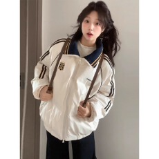 批发国潮羽绒服女短款2025年冬季学生宽松百搭学院风加厚棉服外套情侣