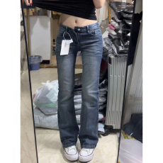 批发美式小众<b class='q'>显瘦</b>低腰微喇<b class='q'>牛仔裤</b>女2025秋冬新款修身百搭窄版直筒裤潮