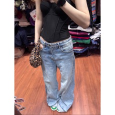 批发大码美式复古水洗做旧阔腿<b class='q'>牛仔裤</b>女2026新款高街宽松显瘦直筒长裤