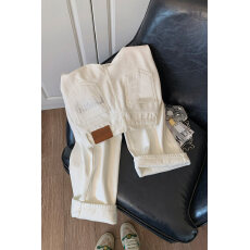 批发巨好看的白色直筒牛仔裤女款春秋洋气字母烫钻宽松直筒拖地阔腿裤