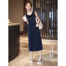 批发复古牛仔背带裙夏季新款女韩版直筒显瘦开叉<b class='q'>中长款</b>a字吊带连衣裙