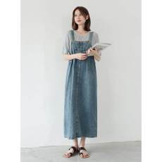 批发复古牛仔背带裙设计感2026新款韩版宽松吊带裙子女夏<b class='q'>中长款</b>连衣裙