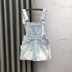 批发浅蓝高腰减龄牛仔<b class='q'>背带</b>短裙女夏季时尚洋气百搭A字半身连体半身裙