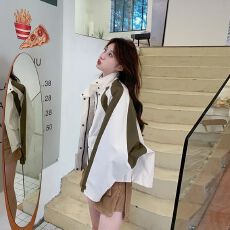批发设计感拼接工装<b class='q'>外套</b>女春秋季2026新款宽松休闲显瘦百搭长袖冲锋衣