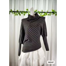 批发秋冬<b class='q'>新款</b>设计感别致翻领不规则条纹针织长袖上衣女