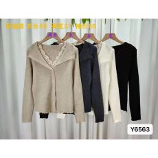 批发秋冬<b class='q'>新款</b>法式温柔风V领蕾丝拼接针织木耳边长袖上衣女