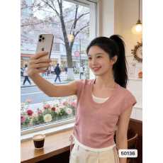 批发韩系圆领拼接<b class='q'>假两件</b>抽绳设计小飞袖上衣