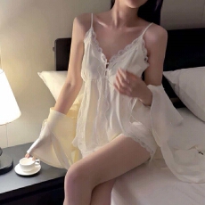 批发网图性感睡衣<b class='q'>女</b>冰丝吊带<b class='q'>短裤</b>外袍三件套高级感轻奢风带胸垫家居服