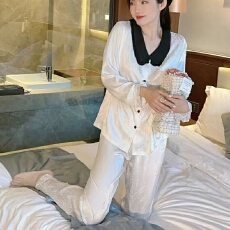 批发网图春夏款睡衣女长袖长裤套装提花大翻领开衫家居服高级感轻奢风