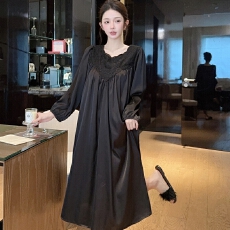 批发实拍<b class='q'>春</b>夏新款睡衣女长袖冰丝睡裙长款蕾丝宽松高级感轻奢风家居服