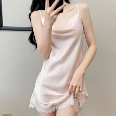 批发网图性感睡衣女冰丝吊带睡裙蕾丝裙摆带胸垫荡领轻奢高级感家居服