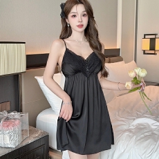 批发实拍性感睡衣女冰丝吊带睡裙纯欲蕾丝V领带胸垫高级感轻奢家居服