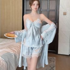 批发实拍性感<b class='q'>睡衣</b>女冰丝吊带短裤外袍<b class='q'>三件套</b>蝴蝶烫银带胸垫纯欲家居服