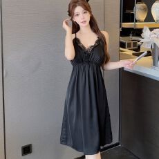 批发性感睡衣女冰丝吊带睡裙<b class='q'>中长款</b>美背蝴蝶带胸垫高级感轻奢风家居服