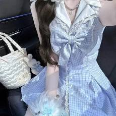 批发法式甜美蓝<b class='q'>白</b>格子短裙女2026夏季新款温柔气质收腰衬衫连衣裙套装