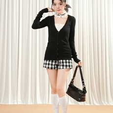 批发纯欲甜辣<b class='q'>套装</b>蕾丝拼接吊带背心女早秋季长袖针织开衫上衣格子<b class='q'>短裤</b>