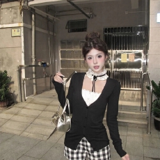 批发黑色针织衫V领开衫女蕾丝边吊带背心秋季高腰辣妹格子<b class='q'>短裤</b>三件套