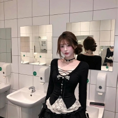 甜美纯欲风黑色假两件内搭打底上衣女秋季蕾丝辣妹蛋糕裙两件套女