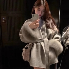 批发高级感超好看春秋新款大衣法式气质韩系小个子收腰毛呢外套连衣裙