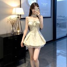 批发纯欲甜美<b class='q'>短裙</b>夏季收腰显瘦设计感<b class='q'>蕾丝</b>拼接吊带连衣裙开衫两件套女