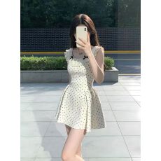 法式千金风波点连衣裙女夏季飞飞袖小裙子甜美生日裙收腰裙子短裙