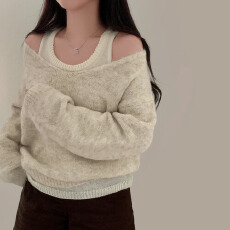 批发<b class='q'>韩版</b>毛衣宽松休闲百搭套头毛衣两件套厚款露肩日系纯色V领针织衫