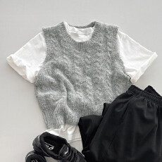 批发胖mm 大码女装麻花短款圆领套头针织衫背心叠穿马甲无袖毛衣上衣