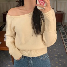 批发大码女装胖mm长袖毛衣单边露肩性感毛衣优雅纯色斜领收腰针织上衣