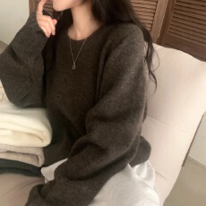批发胖MM<b class='q'>大码</b><b class='q'>女装</b>韩版慵懒风圆领套头针织衫日系灯笼袖宽松中长款毛衣