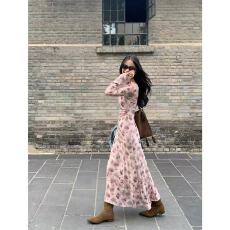 批发两件套法式玫瑰印花<b class='q'>连衣裙</b>女<b class='q'>喇叭袖</b>春秋季设计感收腰显瘦气质长裙