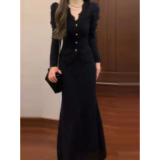 批发法式黑色针织连衣裙子女早秋季2026新款超火巨好看一整套高知穿搭