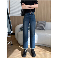 批发2026秋季新款<b class='q'>大码</b><b class='q'>女装</b>梨形身材直筒法棍裤显瘦胖mm毛边烟管牛仔裤