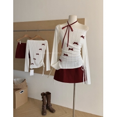 批发白水女 <b class='q'>丝绒</b>蝴蝶结 露肩一字领打底衫女秋冬收腰显瘦保暖长袖上衣