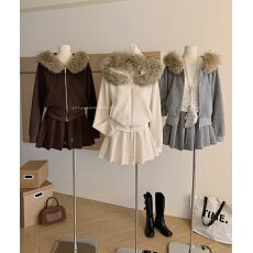 批发复古毛领连帽加绒卫衣套装女2025秋<b class='q'>冬</b>新款短外套百褶短裙两件套