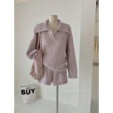 批发Okaaay【焦糖<b class='q'>面包</b>】韩系松弛感简约休闲翻领毛衣高腰显瘦短<b class='q'>裤</b>套装