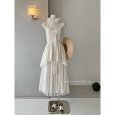 批发初梦POKEMENG 薄雾白茶 温柔蕾丝拼接半身裙+吊带两件套装女甜美