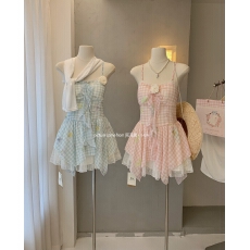 批发织物猪 浅海花漾 海盐少<b class='q'>女</b>风蓝白格纹<b class='q'>吊带</b>连衣裙<b class='q'>女</b>夏甜欲度假短裙