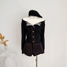 批发titi小姐姐黑白协奏复古<b class='q'>针织</b><b class='q'>开衫</b>女秋冬撞色V领<b class='q'>短款</b>打底毛衣