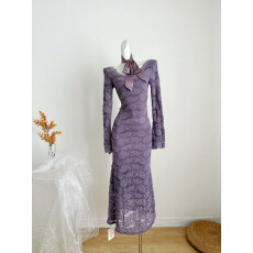 批发Barb Chill灰紫色蕾丝连衣裙长裙女冬季纯欲穿搭收腰显瘦新年战袍