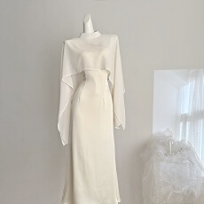 批发JAYKY YANG月光舒曼圆领卷边雪纺罩衫斜肩直筒<b class='q'>收腰</b>连衣裙套装