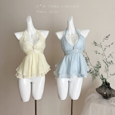 批发CreamySweet lace小翅膀 <b class='q'>原创</b><b class='q'>设计</b>蕾丝拼接上衣高级感V领挂脖小衫