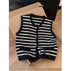 批发实拍 小香风条纹无袖针织马甲外套<b class='q'>春秋</b>开衫外搭外穿毛衣马夹背心