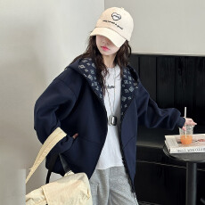 批发女童装加绒外套秋冬2025新款印花连帽上衣中大童连帽卫衣加厚开衫